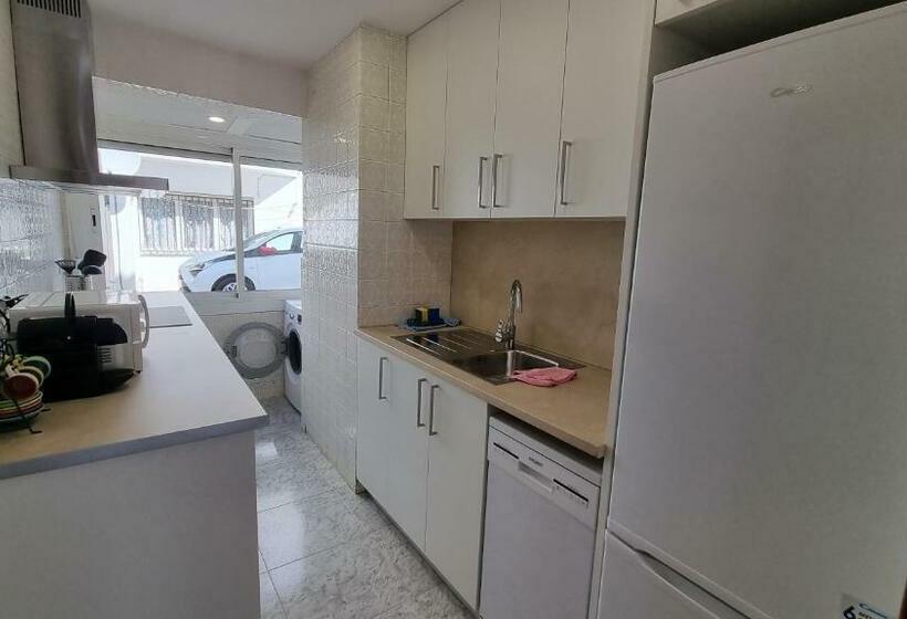 Apartamento Renovado En Barrio De Los Pescadores