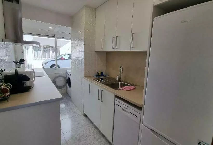 Apartamento Renovado En Barrio De Los Pescadores
