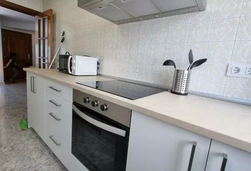 Apartamento Renovado En Barrio De Los Pescadores