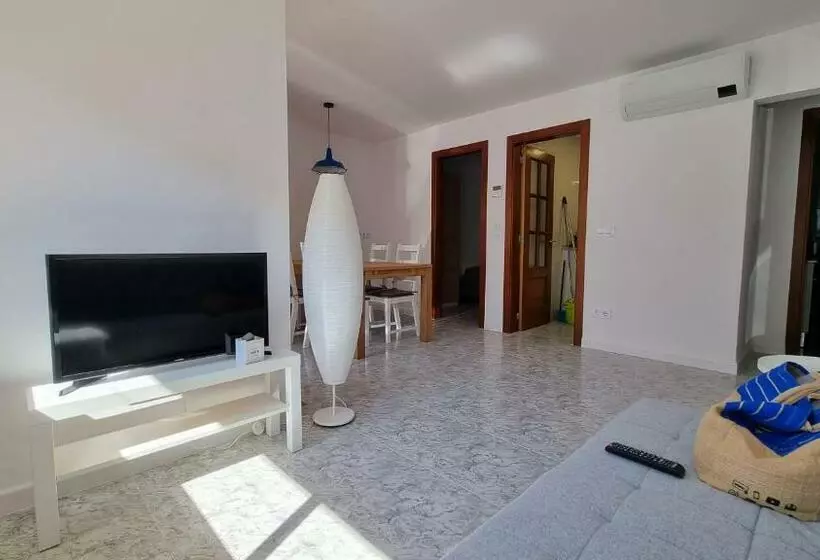 Apartamento Renovado En Barrio De Los Pescadores