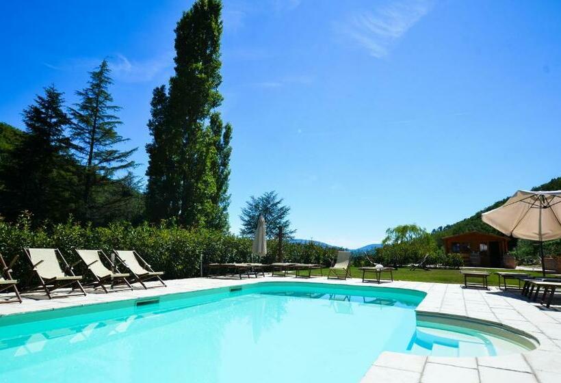 Gattaia Apartments With Swimming Pool