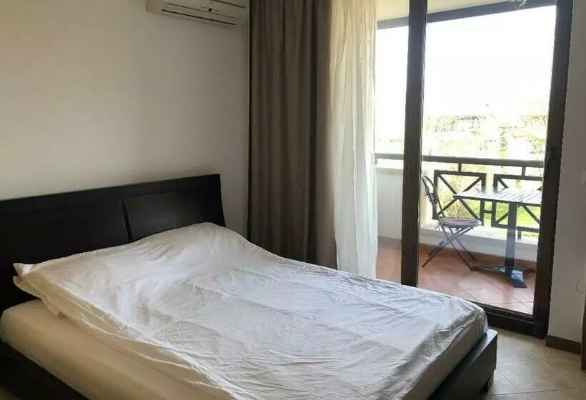 Oasis Resort & Spa Cozy Studio