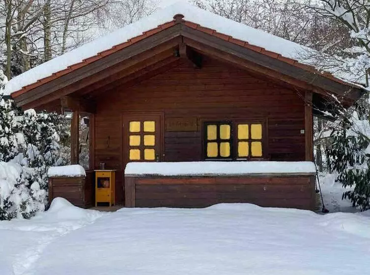 Romantisches Blockhaus An Der Märchenstraße!
