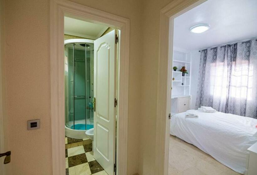 Lujosa Villa En Alhaurin De La Torre 7 Dormitorios