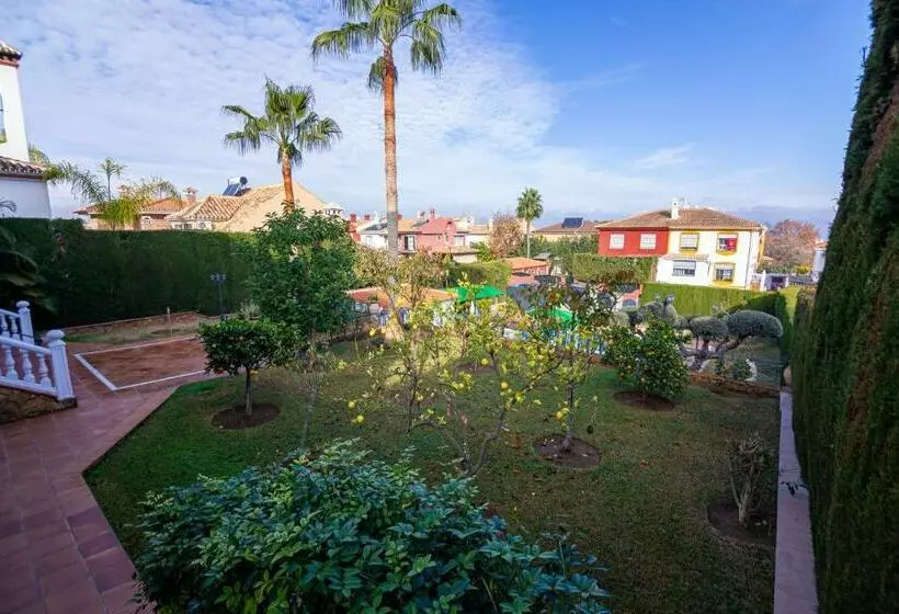 Lujosa Villa En Alhaurin De La Torre 7 Dormitorios