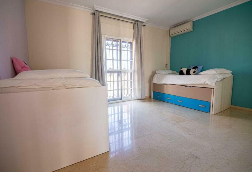 Lujosa Villa En Alhaurin De La Torre 7 Dormitorios