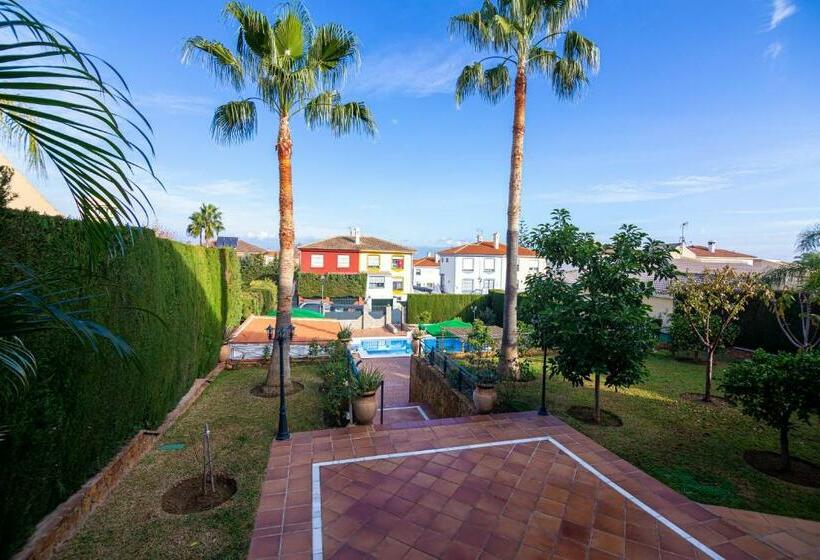 Lujosa Villa En Alhaurin De La Torre 7 Dormitorios