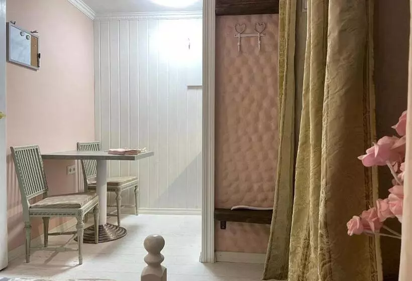 Renthouse Guest Apartment Alice