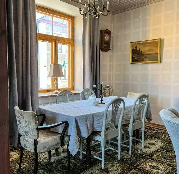 Spacious 1 Bedroom Apartment With Sauna