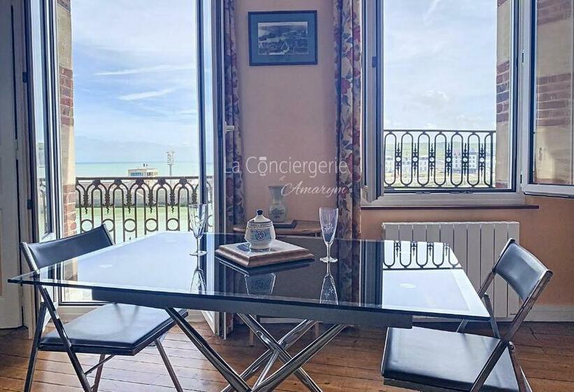 Th 35   Entre Port Et Mer