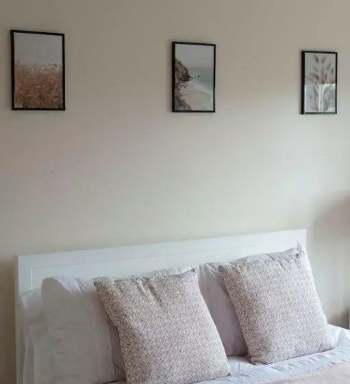 5 Bed Town House With 8 Beds And Sleeps 10