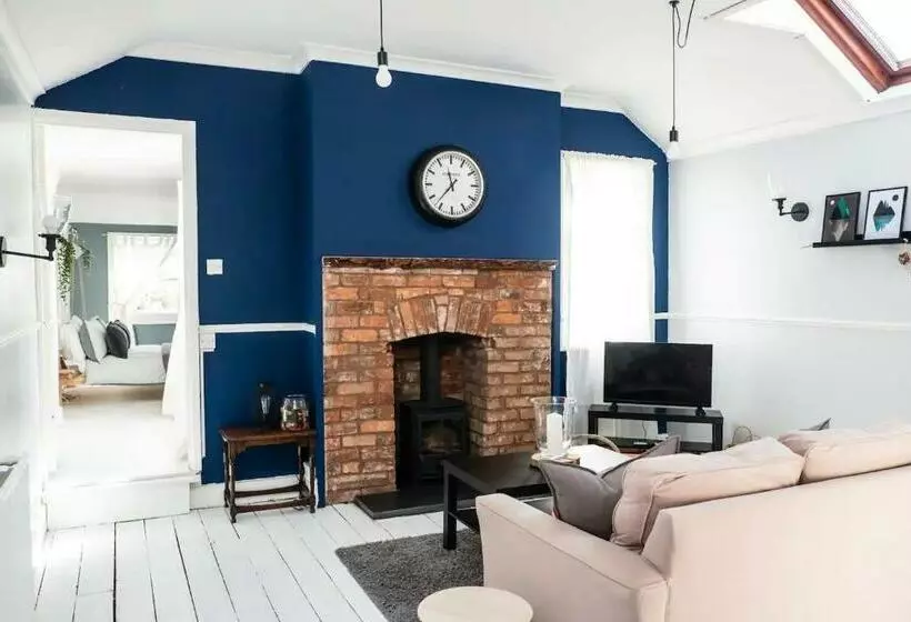 Cute Self Catering Flat In The Brecon Beacons