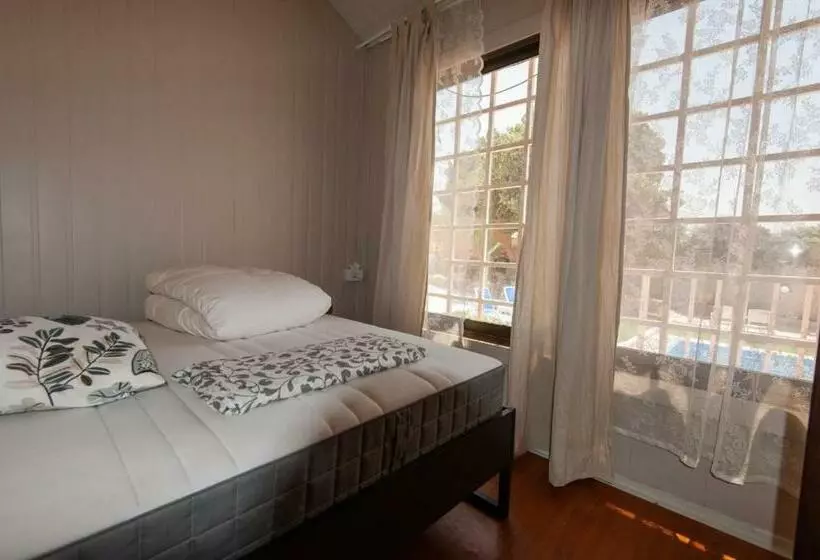 Jerash Hills Farm & Chalets