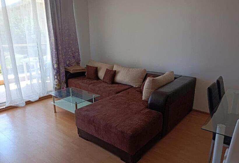 Sozopoli Hills, App B7