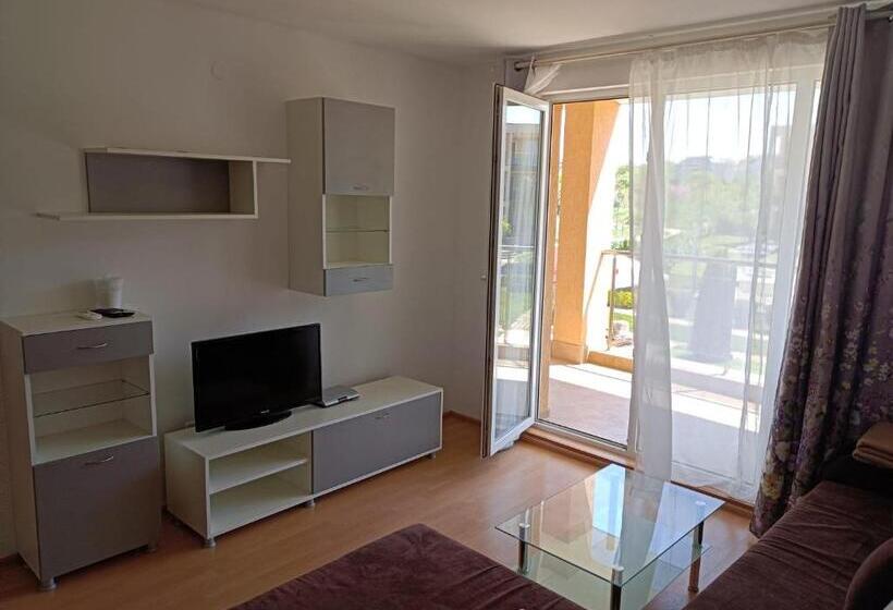 Sozopoli Hills, App B7