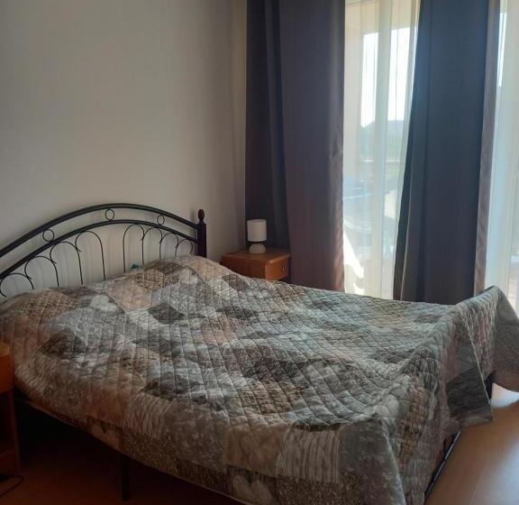 Sozopoli Hills, App B7