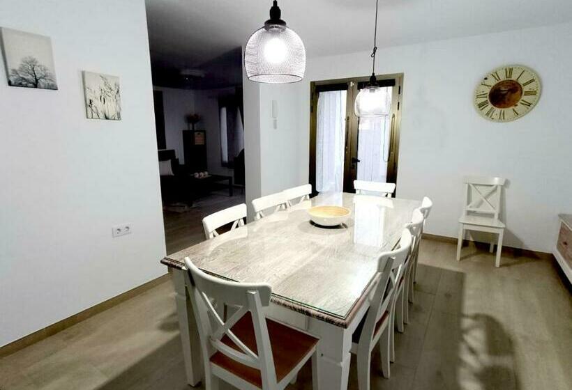 Arrecife Exclusive Beach House