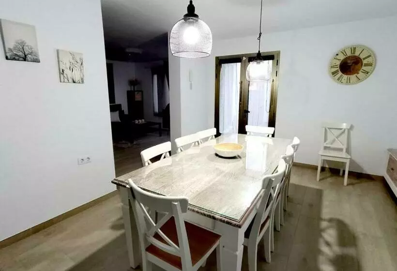 Arrecife Exclusive Beach House