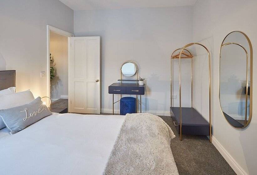 Share The Moments King S Cottage