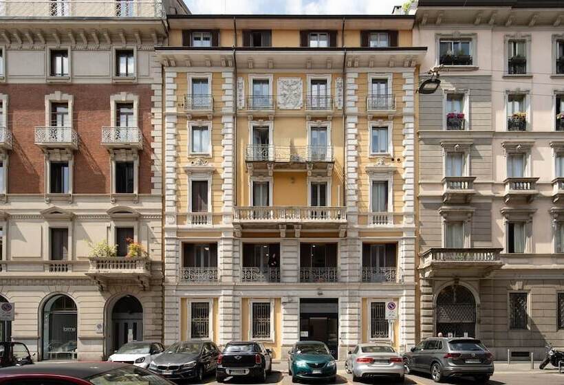 Italianway   The B Village New