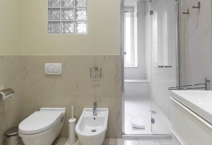 Italianway   The B Village New