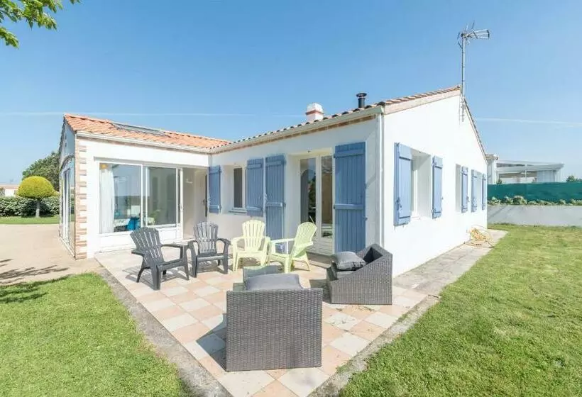 Maison Spacieuse Avec Jardin Arboré