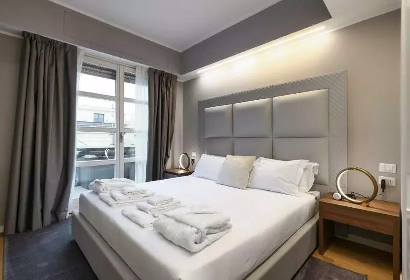 Prestige Boutique Aparthotel  Piazza Duomo