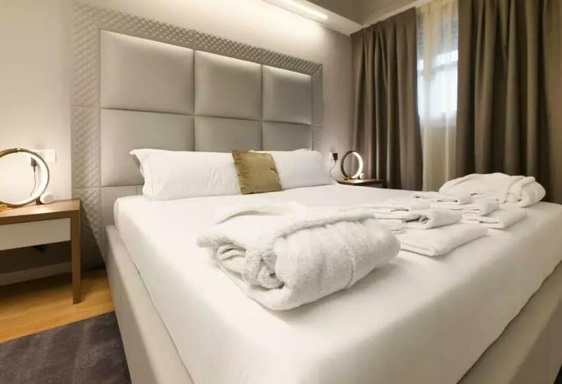 Prestige Boutique Aparthotel  Piazza Duomo