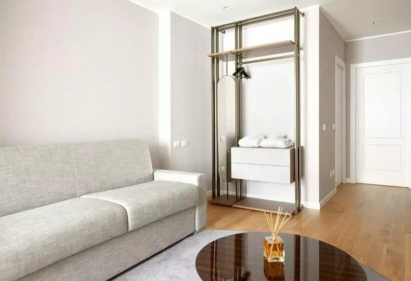 Prestige Boutique Aparthotel  Piazza Duomo