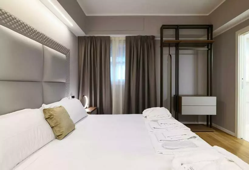 Prestige Boutique Aparthotel  Piazza Duomo