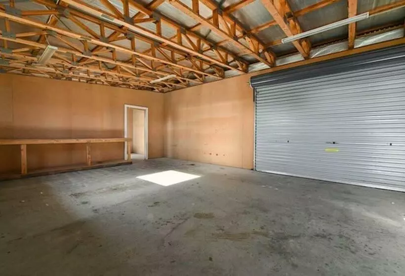 Top Of The Bay Modern Home With Spectacular Views