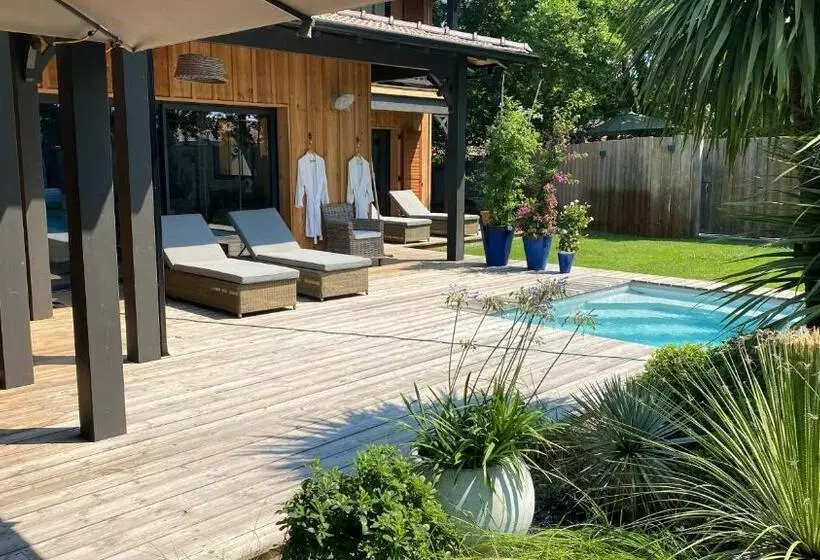 V 58 Villa De Luxe