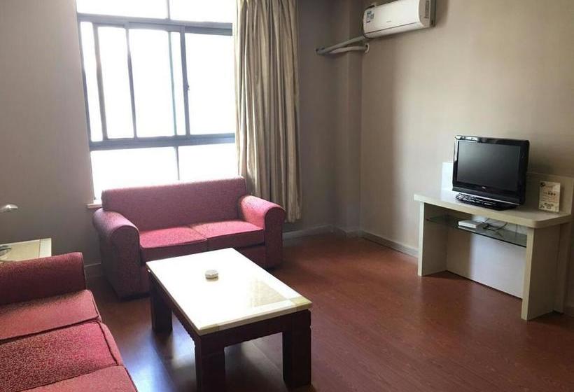 Отель Elan Inn Taicang Wuyang Plaza