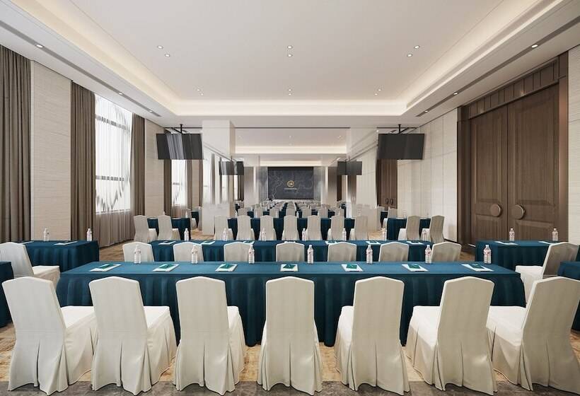 فندق Holiday Inn Taiyuan City Center