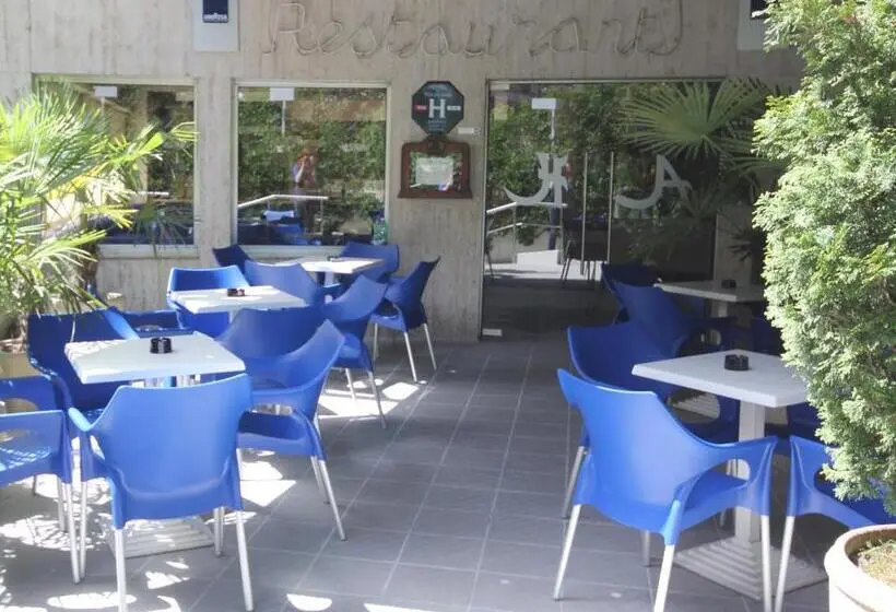 هتل Hôtel Atlantic
