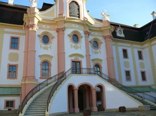 Резиденция Kloster St. Marienthal