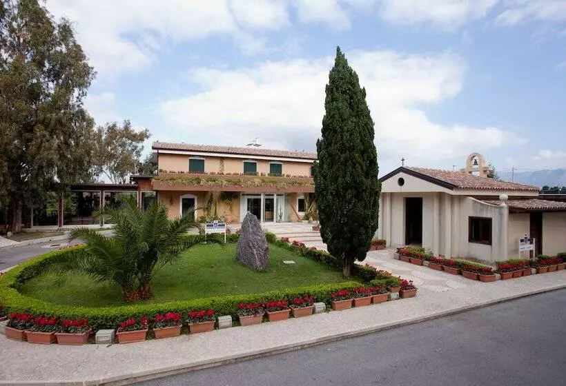 Hotel La Bruca Resort