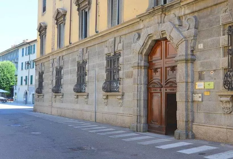 هتل Le Stanze Del Lago Apartments