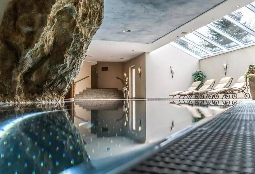 ホテル Panorama Appartements