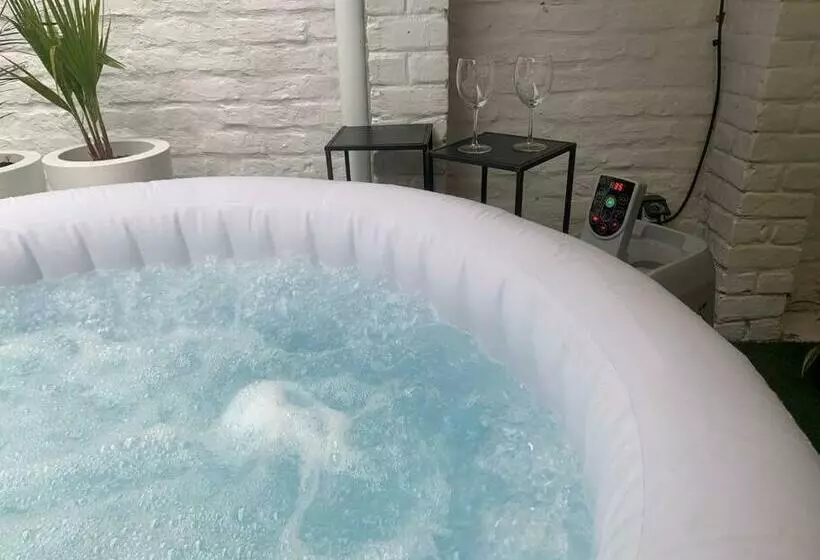 Les Thermes Du Beffroi