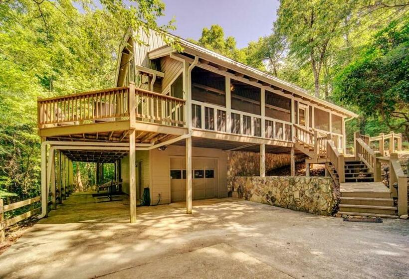 Stunning 4br 3ba Cabin Lakes, Hot Tub, Fireplace