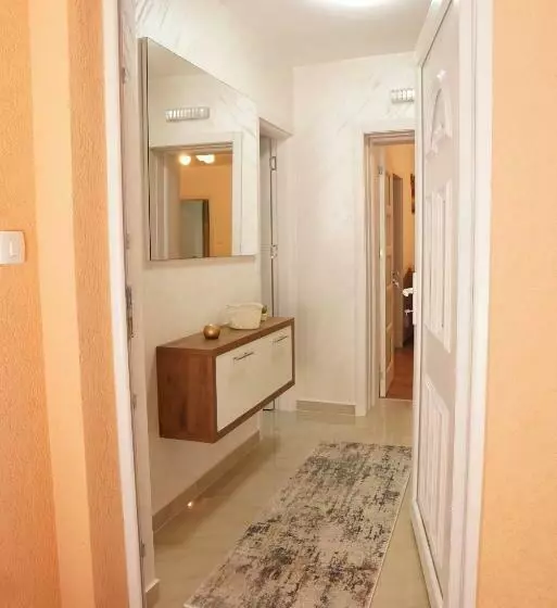 Apartments Manitovac M