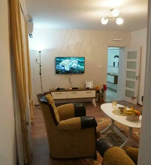 Apartments Manitovac M