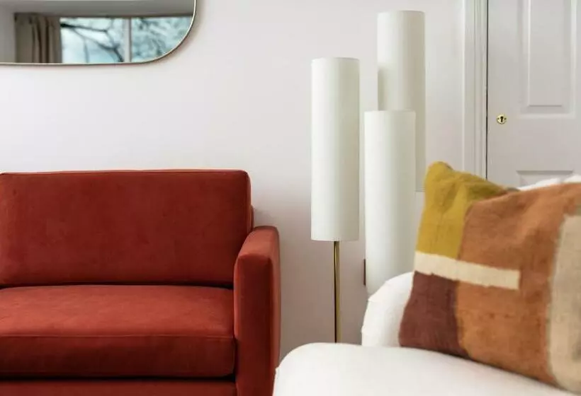 Luxe Design   Heart Of Rothbury   Sleeps 8!