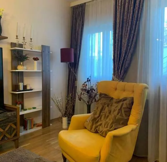 Apartment Mistik