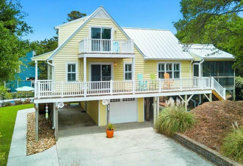 The Emerald Owl House   Peaceful Emerald Isle Beach House W/ Luxurious Heated Pool!