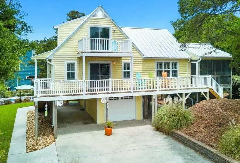 The Emerald Owl House   Peaceful Emerald Isle Beach House W/ Luxurious Heated Pool!