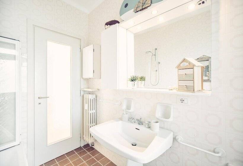 Boscobello Seaview Apartment