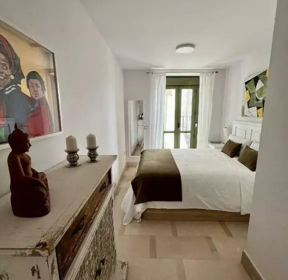1d Brand New Apartment Downtown Sevilla, Azofaifo Street