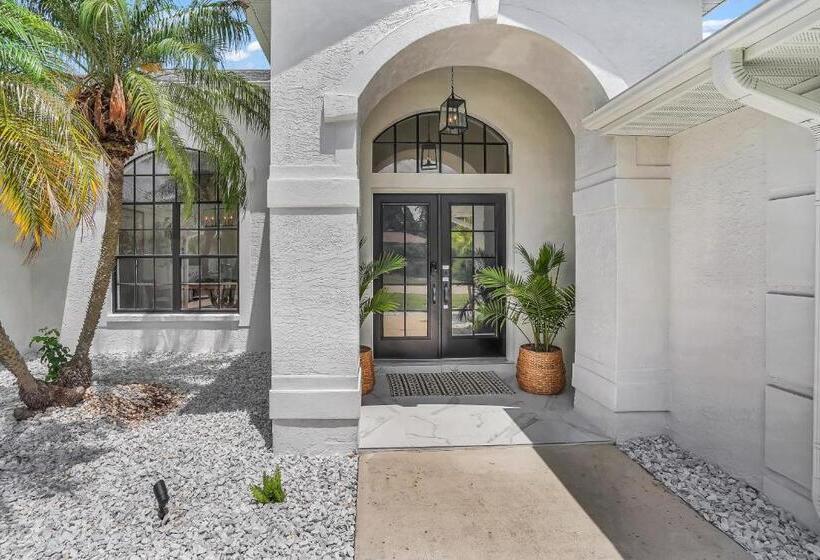 Exquisite 4 Bedroom Villa With Heated Pool Sarasota Area